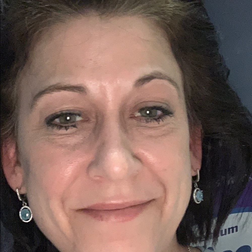 Meet your Posher, Christine